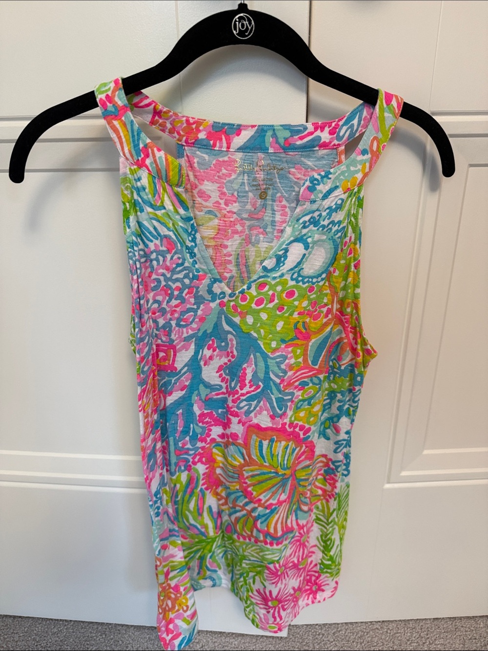 Lilly Pulitzer Sleeveless Tropical Print Tank in Pink, Blue & Green